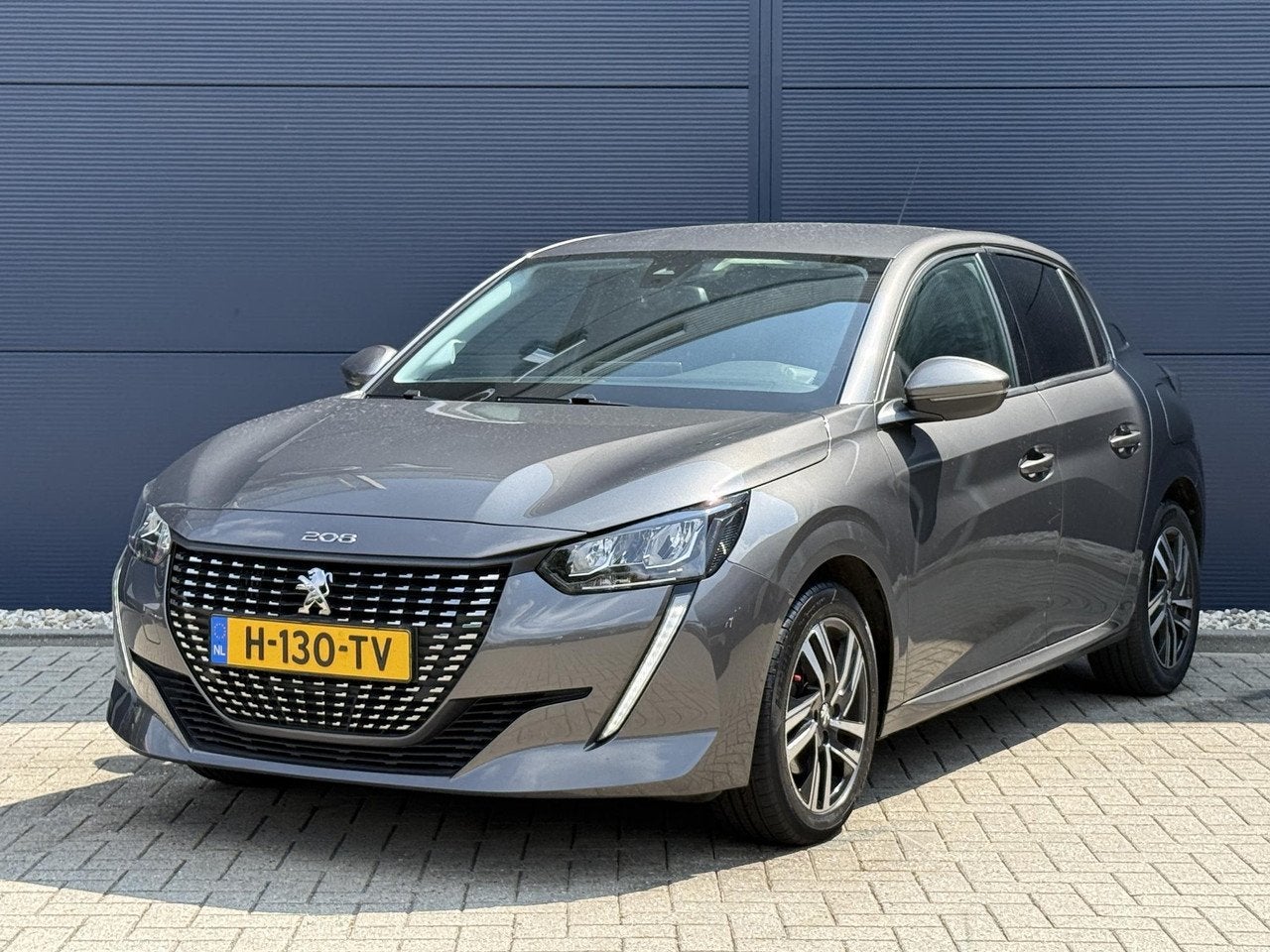 Peugeot 208 1.2 PureTech Blue Lease Allure | Navigatie | Cli, Auto's, Peugeot, 101 pk, Gebruikt, 1199 cc, 49 €/maand