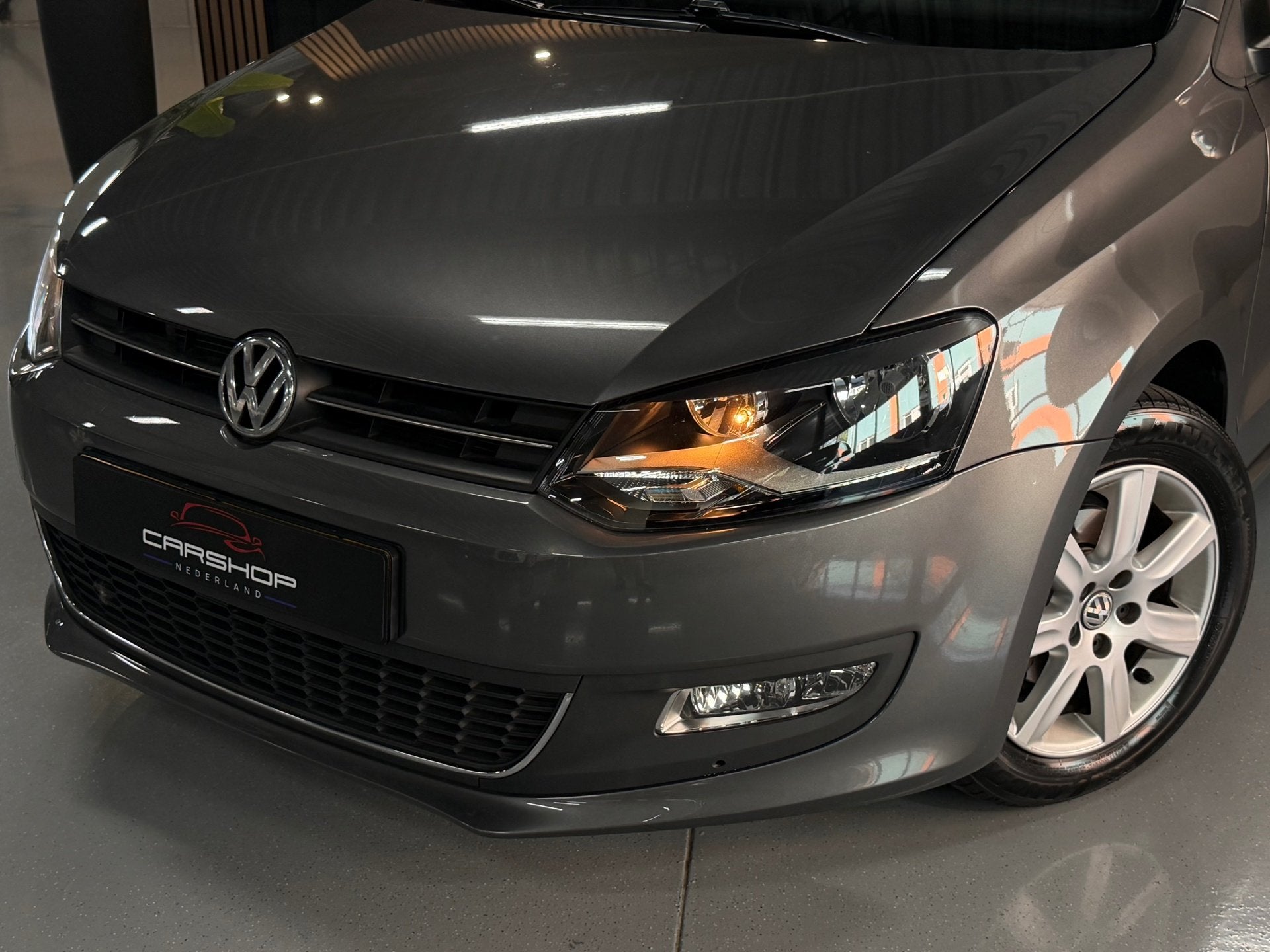 Volkswagen Polo 1.2 TSI Highline CRUISE/PDC/AIRCO/KETTINGNEW, Auto's, Voorwielaandrijving, Euro 5, Zwart, Handgeschakeld