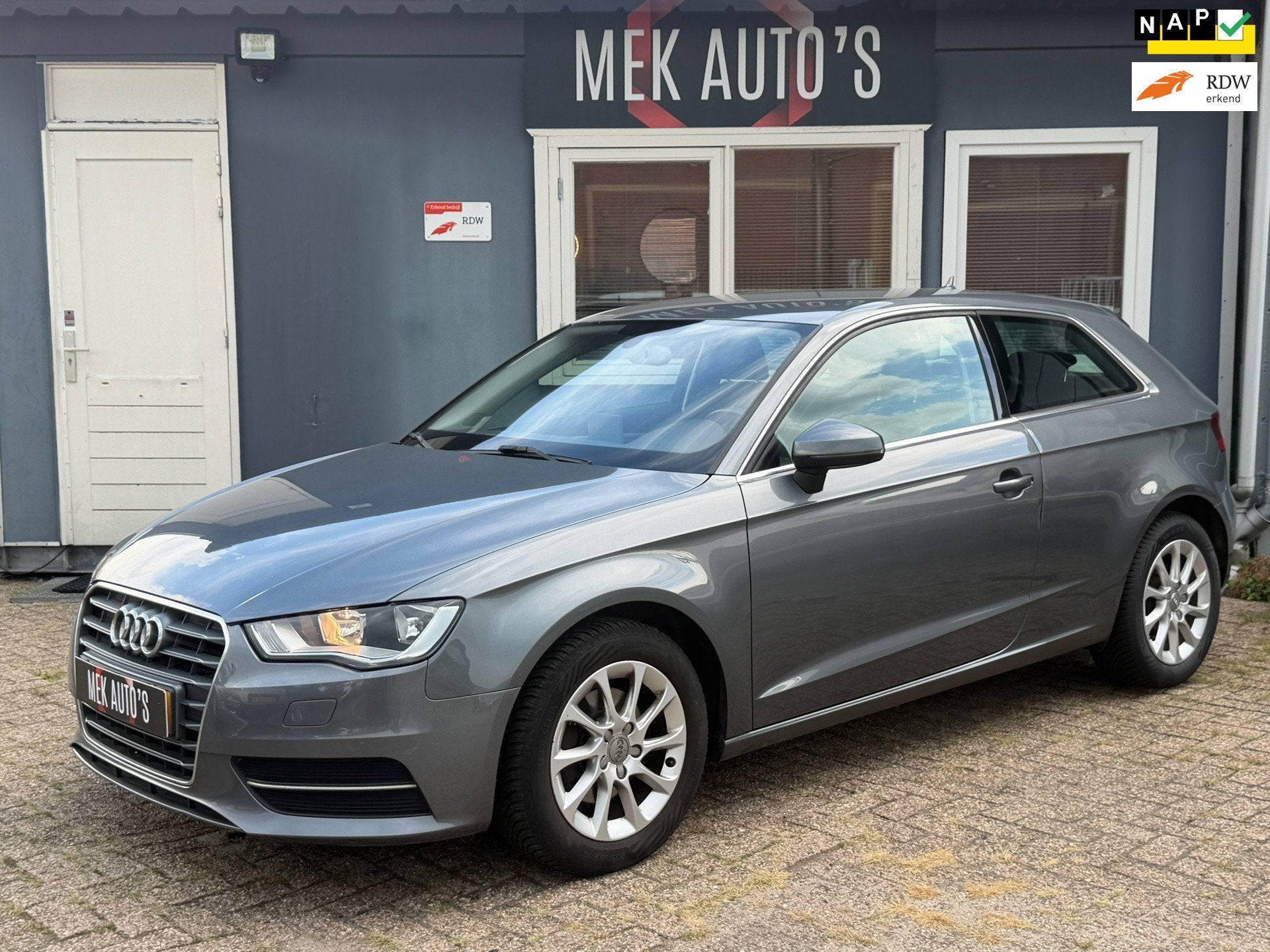 Audi A3 1.2 TFSI Attraction Pro Line|S-tronic|Navi|Clima|, Auto's, Audi, Stof, 4 cilinders, 620 kg, 49 €/maand