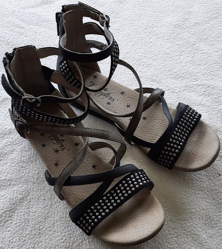 Mooie Muijters leren sandalen zwart studs 36, Meisje, Overige typen, Ophalen of Verzenden, Zo goed als nieuw