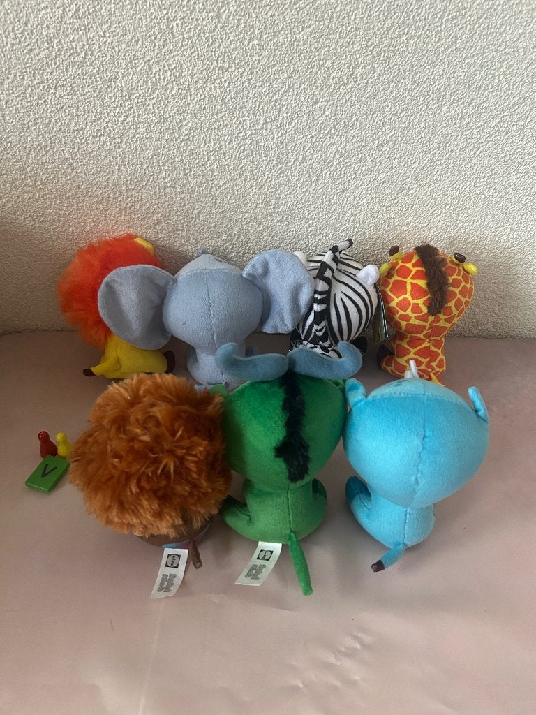 7 Lidl Safari Minis knuffels complete set pluche dieren, Lidl Nederland GmbH, Havenstraat 71, 1271 AD Huizen, Nederland, Contact@lidl.nl