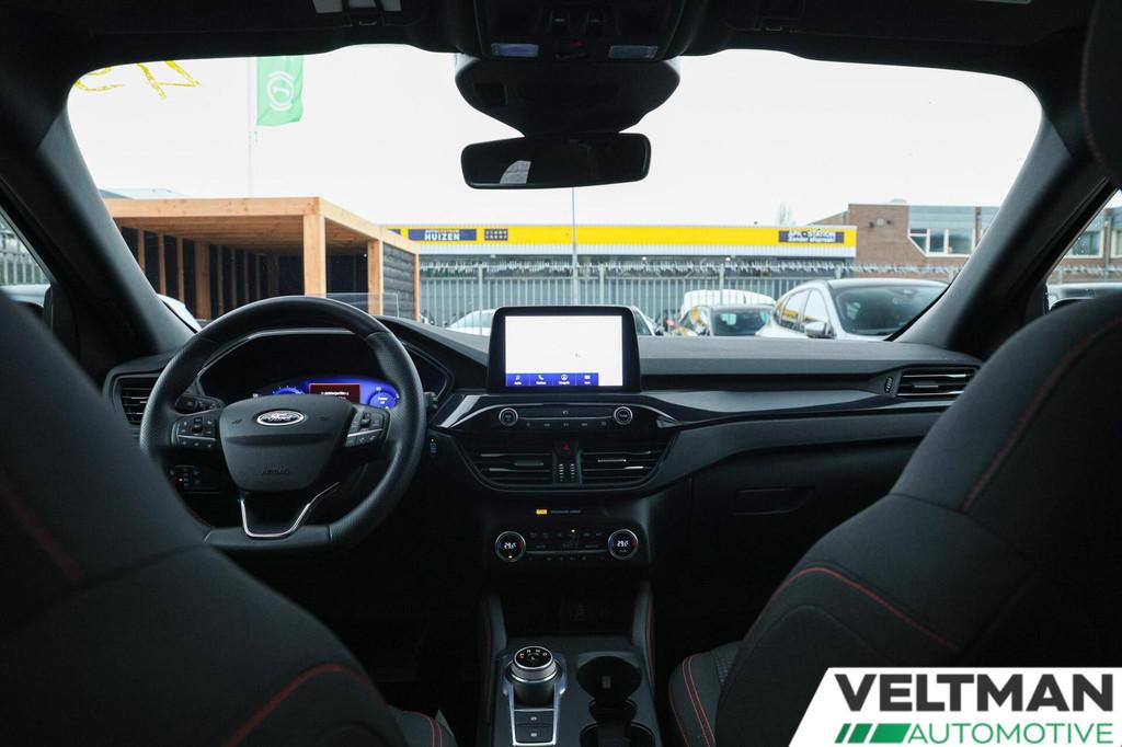 Ford Kuga 2.5 PHEV ST-Line X PANO TREKHAAK ADAPTIVE CRUISE H, Adaptive Cruise Control, Gebruikt, 4 cilinders, Leder