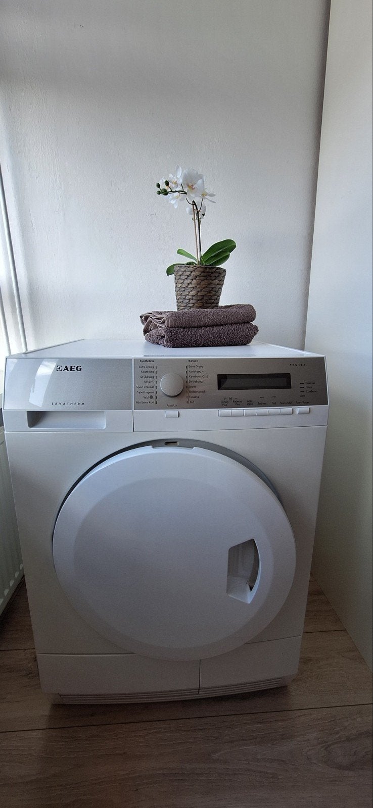 AEG condensdroger, Ophalen, 6 tot 8 kg, Gebruikt, 85 tot 90 cm