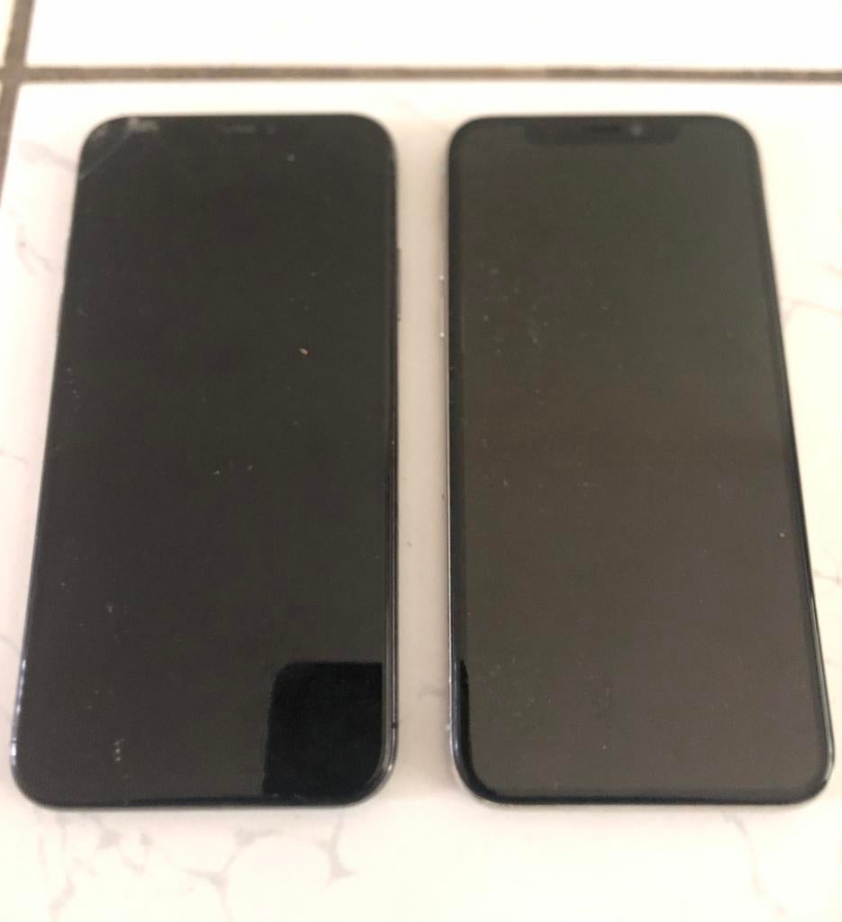 [LEES ADVERTENTIE] 2x Iphone X, Telecommunicatie, Mobiele telefoons | Apple iPhone, Ophalen, Gebruikt, Wit, IPhone X