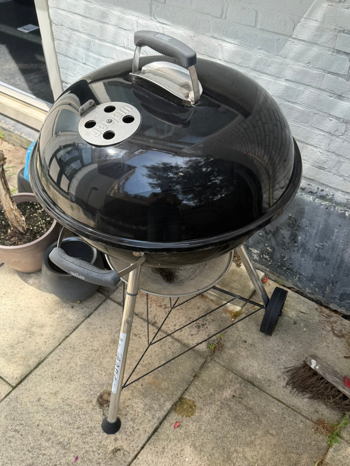 Weber BBQ “groot”, Ophalen, Zo goed als nieuw