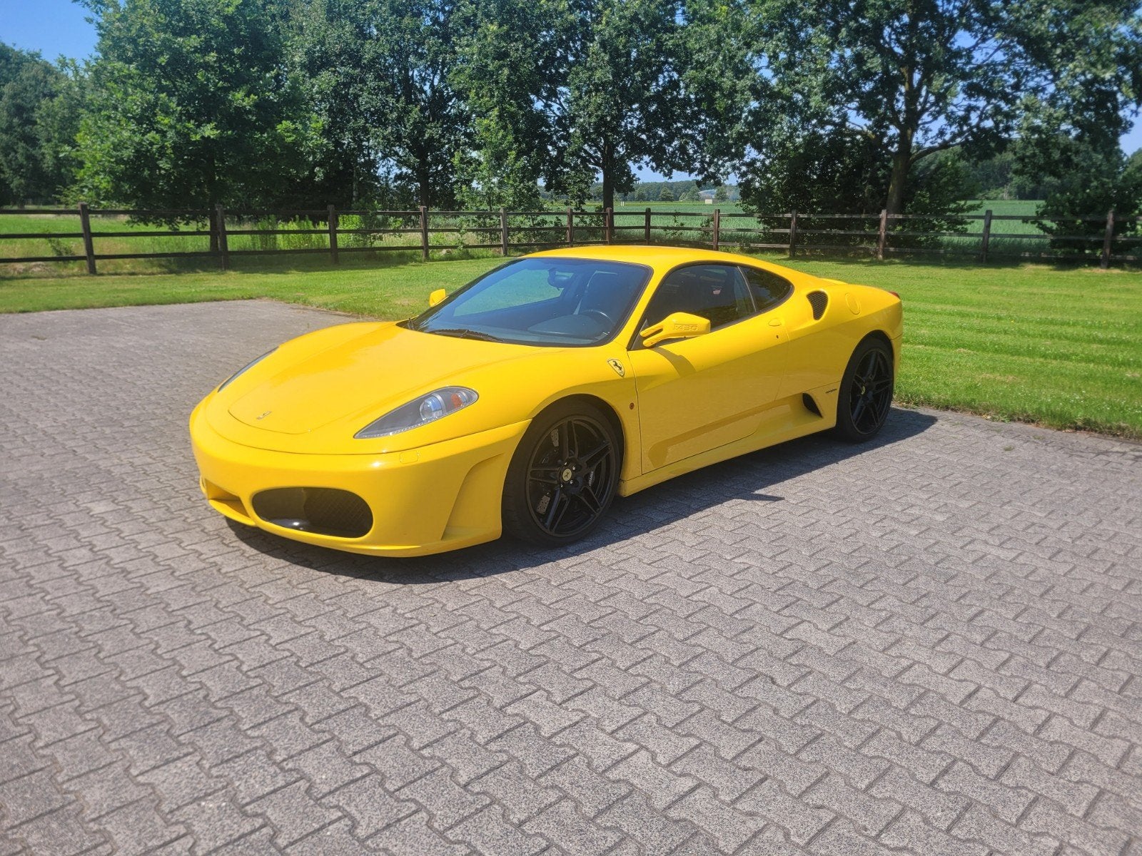 Ferrari F430 full carbon/Ceramisch uitsl. Dealer onderhouden, Auto's, Achterwielaandrijving, Particulier, Sound system, Zwart