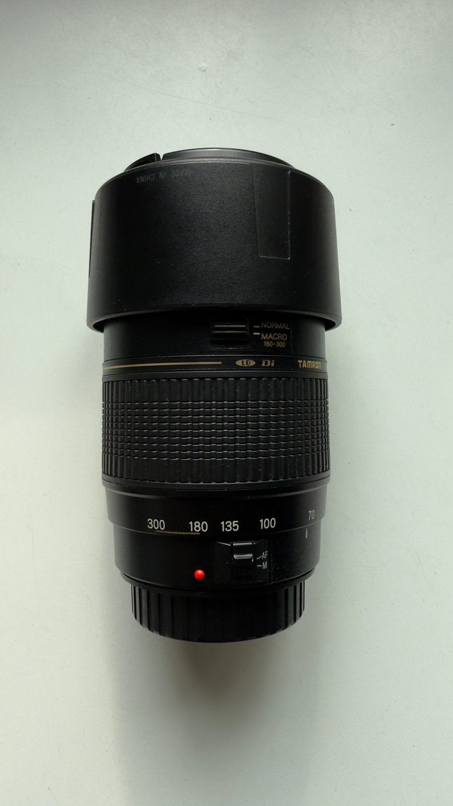 Tamron 70–300mm LD Di AF, Ophalen of Verzenden, Zo goed als nieuw, Telelens