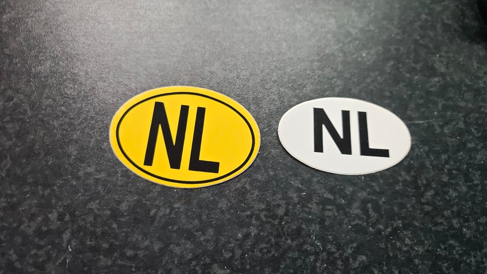 NL Stickers voor voertuig - Geel en Wit, Ophalen, Nieuw