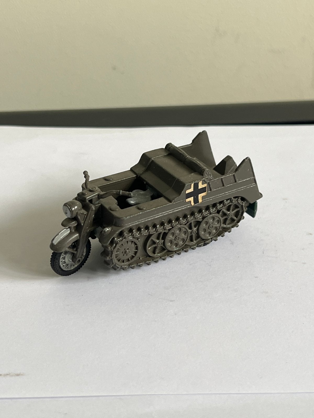 Britains Ltd Kettenkrad Rupsvoertuig - Dinky Toys, Verzamelen, Ophalen of Verzenden, Gebruikt