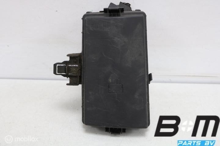 Zekeringkast motorruimte VW Passat B8 Limo 5Q0907361B, Gebruikt
