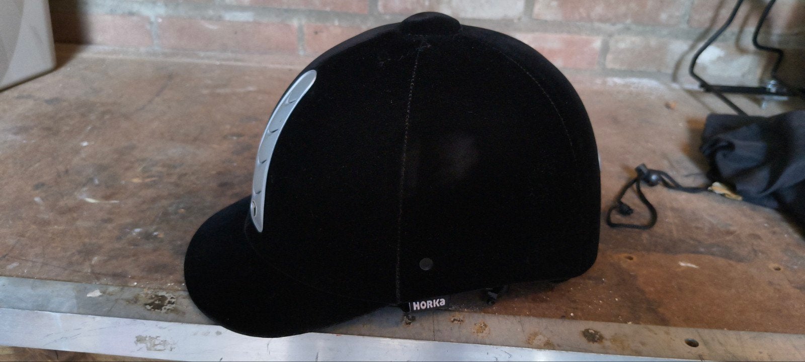 Horka kinder cap maat 56 met beschermhoes gevoerd, Dieren en Toebehoren, Paardrijkleding, Ophalen of Verzenden, Dressuur, Cap