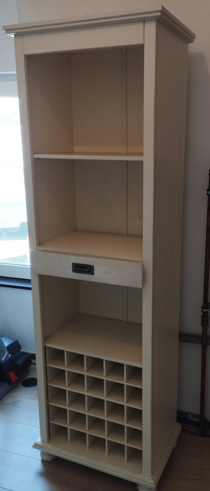 Kast met wijnrek, Ophalen, Met plank(en), Gebruikt, 50 tot 100 cm