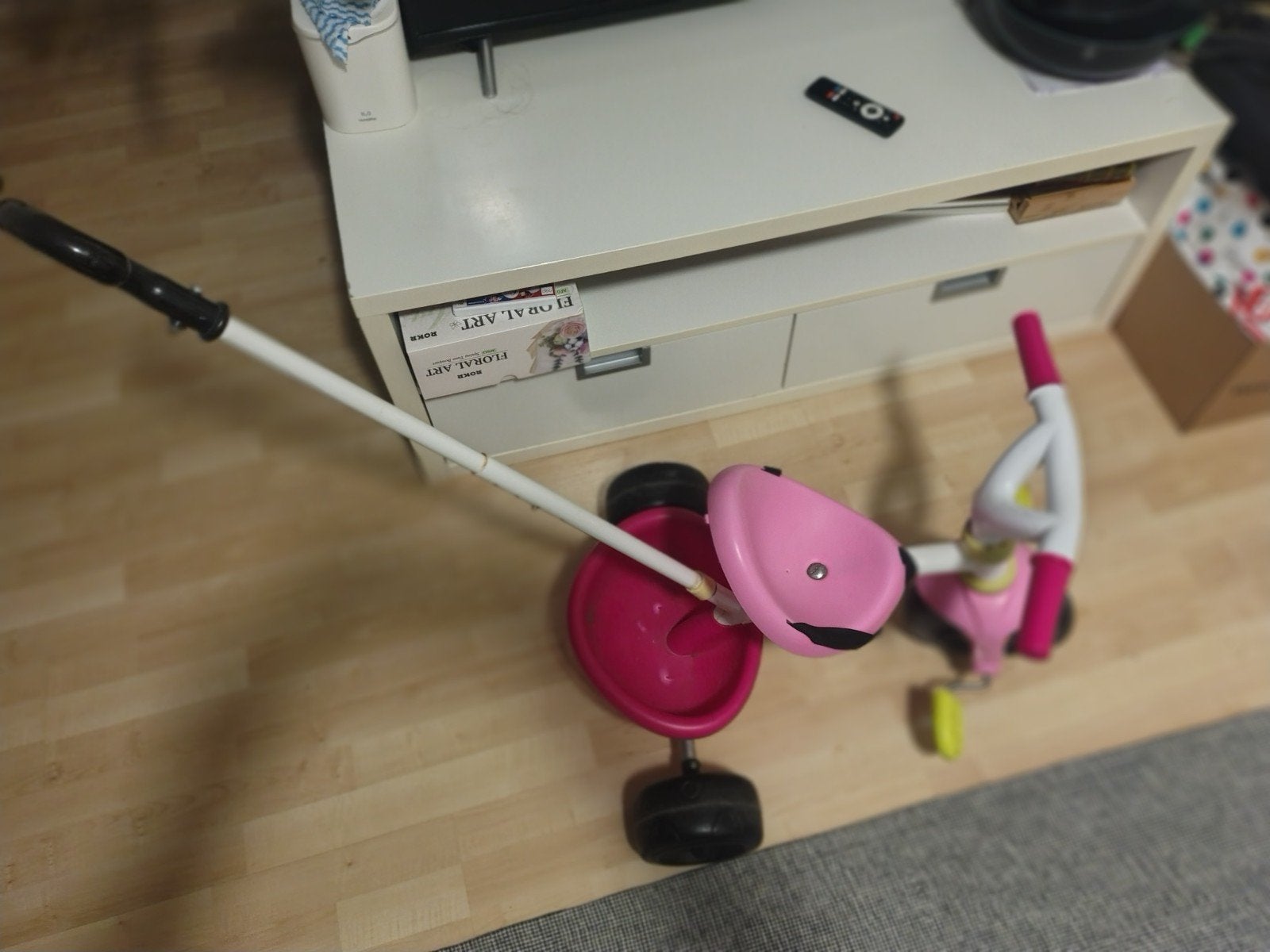 Smoby Kindertrike met afneembare duwstang - Roze/Wit, Ophalen of Verzenden, Gebruikt, Smoby, Duwstang