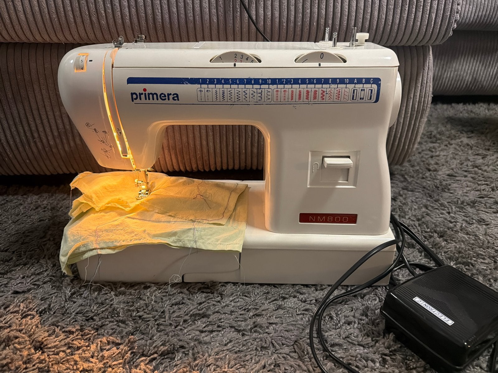 Primera NM800 Naaimachine - Gebruikt maar functioneel, Hobby en Vrije tijd, Ophalen of Verzenden, Gebruikt, Naaimachine, Overige merken