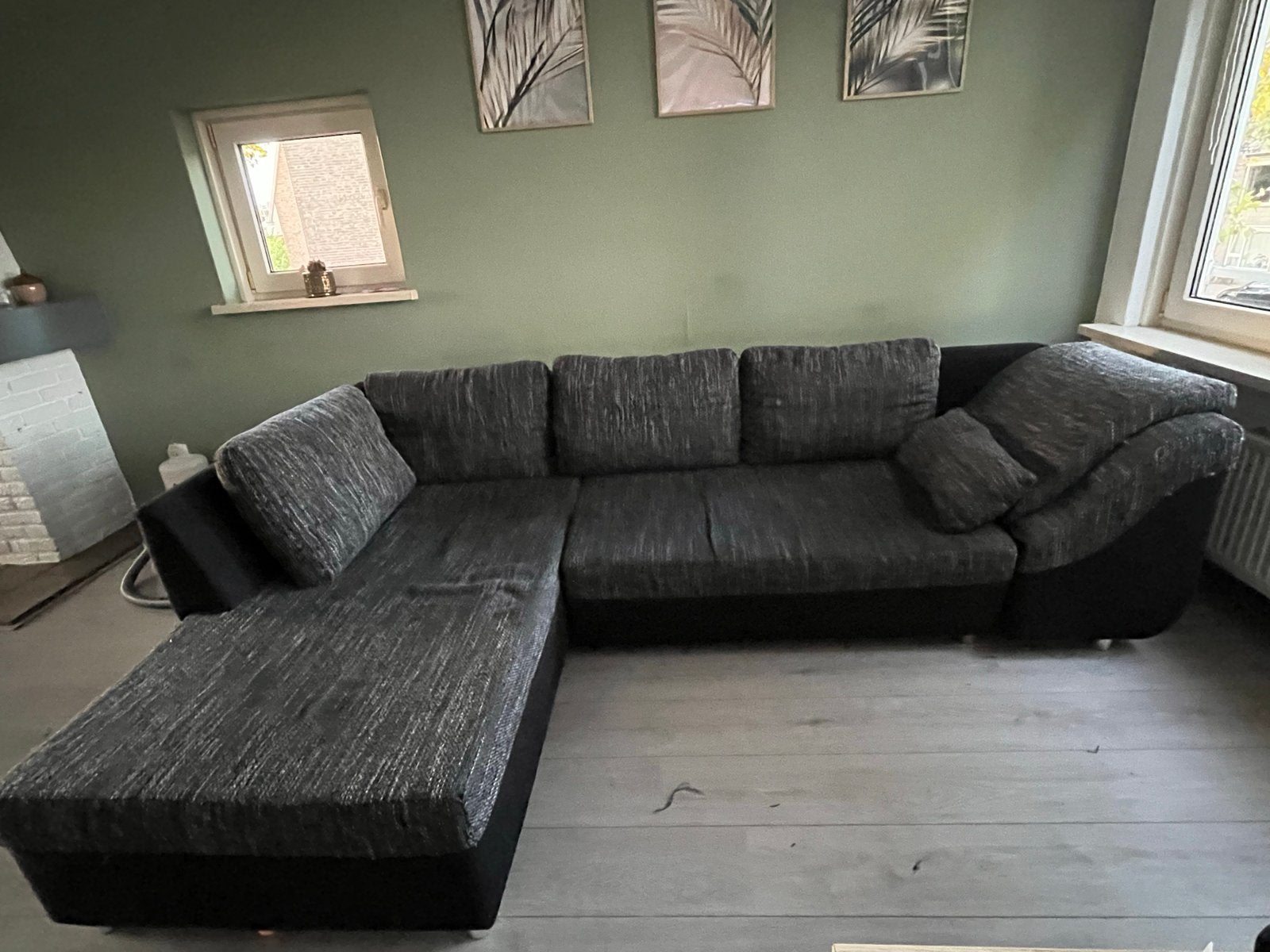 Gratis Comfortabele Hoekbank/slaapbank - Grijs/Zwart, Huis en Inrichting, Ophalen, 250 tot 300 cm, Gebruikt, Hoekbank
