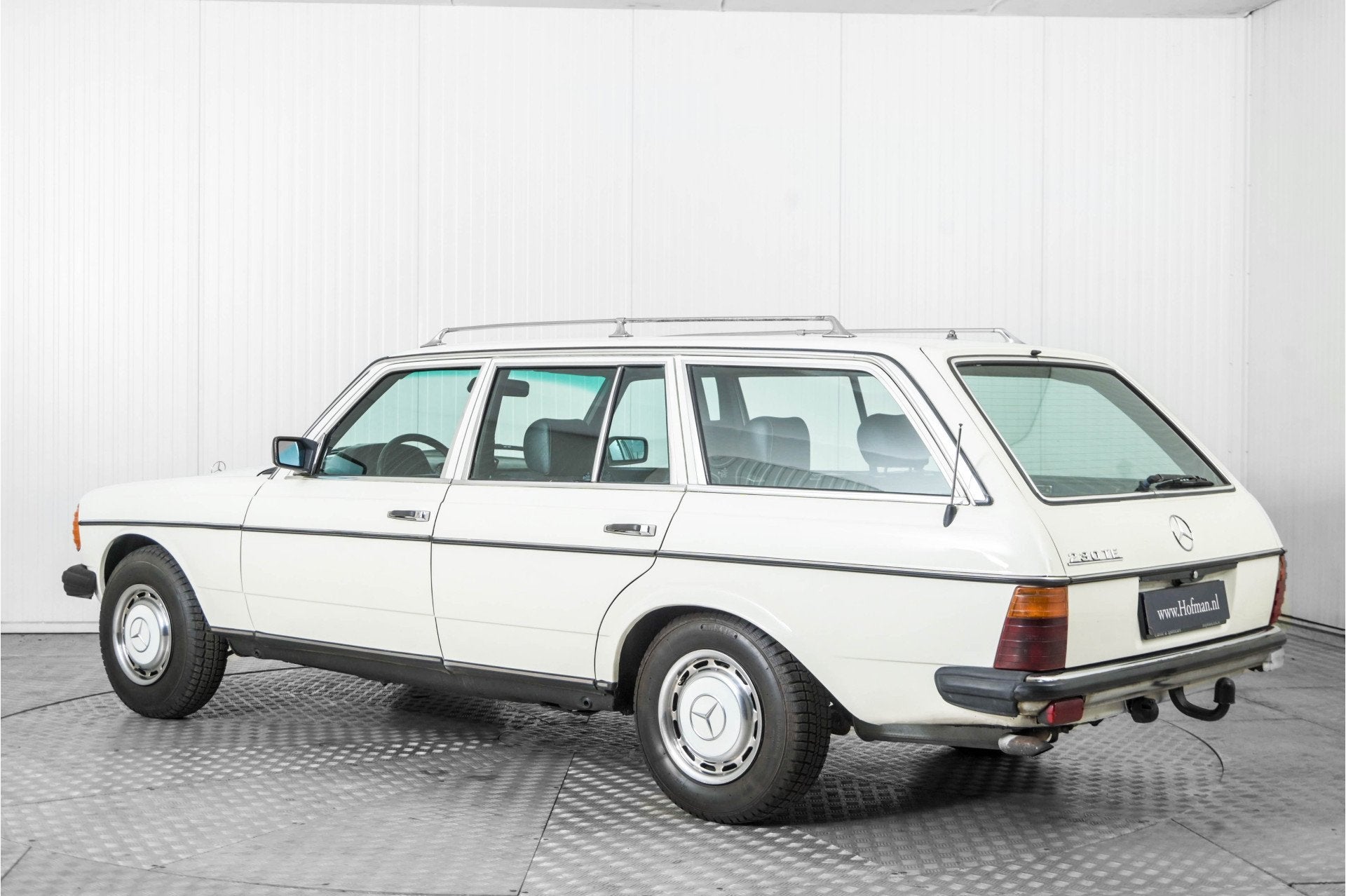 Mercedes-Benz 230TE W123 5 bak (bj 1984), foto 6