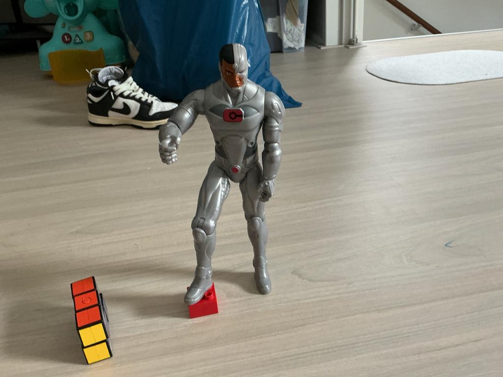 Cyborg actiefiguur, Ophalen of Verzenden, Zo goed als nieuw