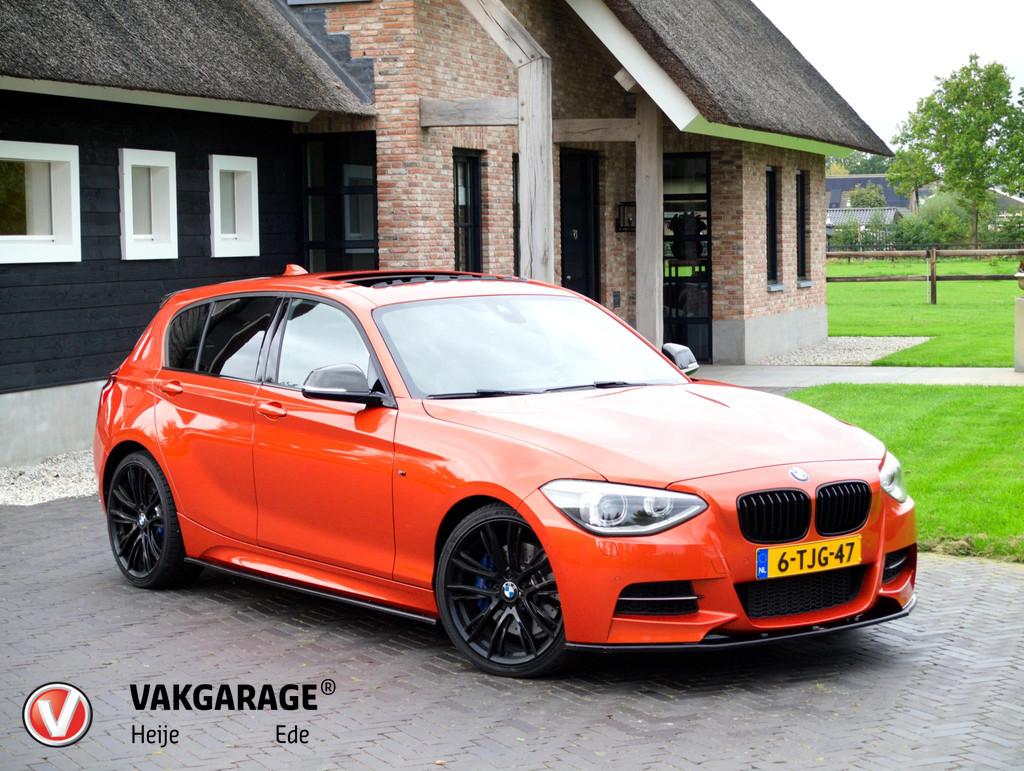 BMW 1-serie M135i xDrive High Executive ZEER UNIEKE AUTO | S, Gebruikt, Euro 6, Overige kleuren, 320 pk