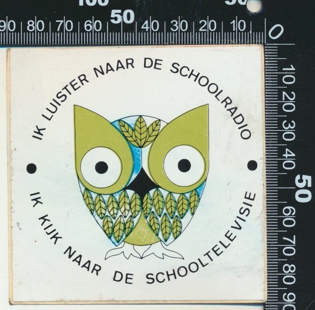 Sticker: Schoolradio - Schooltelevisie, Ophalen of Verzenden, Zo goed als nieuw, Bedrijf of Vereniging