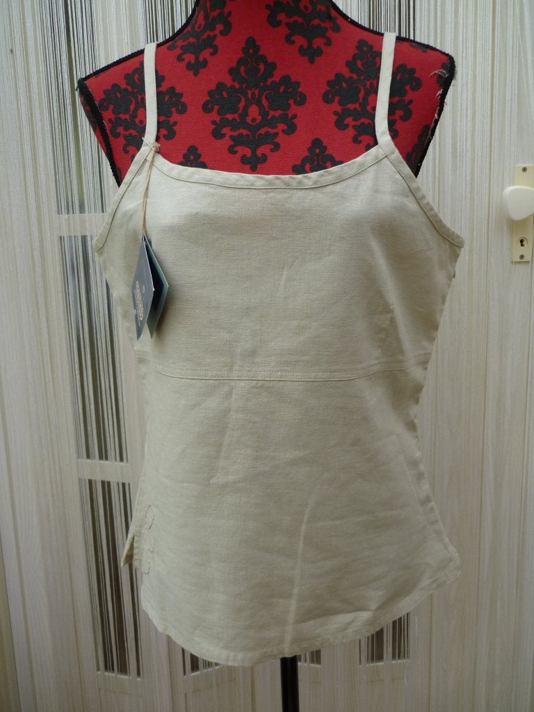 Garcia beige top maat L nieuw 42/44, Beige, Maat 42/44 (L), Nieuw, Ophalen of Verzenden