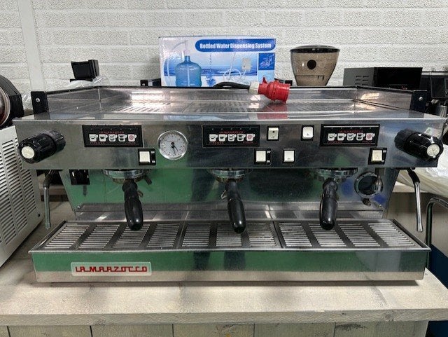 La marzocco Linea 3 groep (2011), Witgoed en Apparatuur, Gebruikt, Espresso apparaat, Niet ingevuld, Niet ingevuld