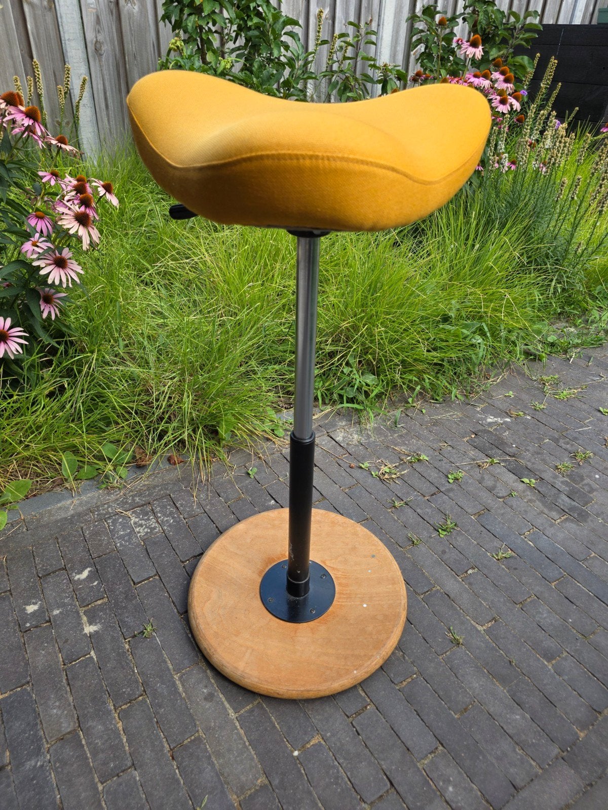 Varier Move (Hoog)ergonomische kruk van Stokke, Ophalen, Ergonomisch, Gebruikt, Bureaukruk