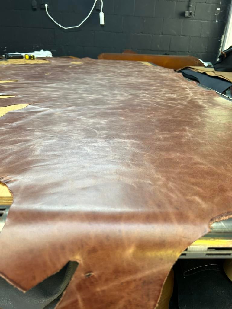 Bruine kleur cryzz halve huid 289, 120 cm of meer, Leer of Kunstleer, Ophalen of Verzenden, Zo goed als nieuw