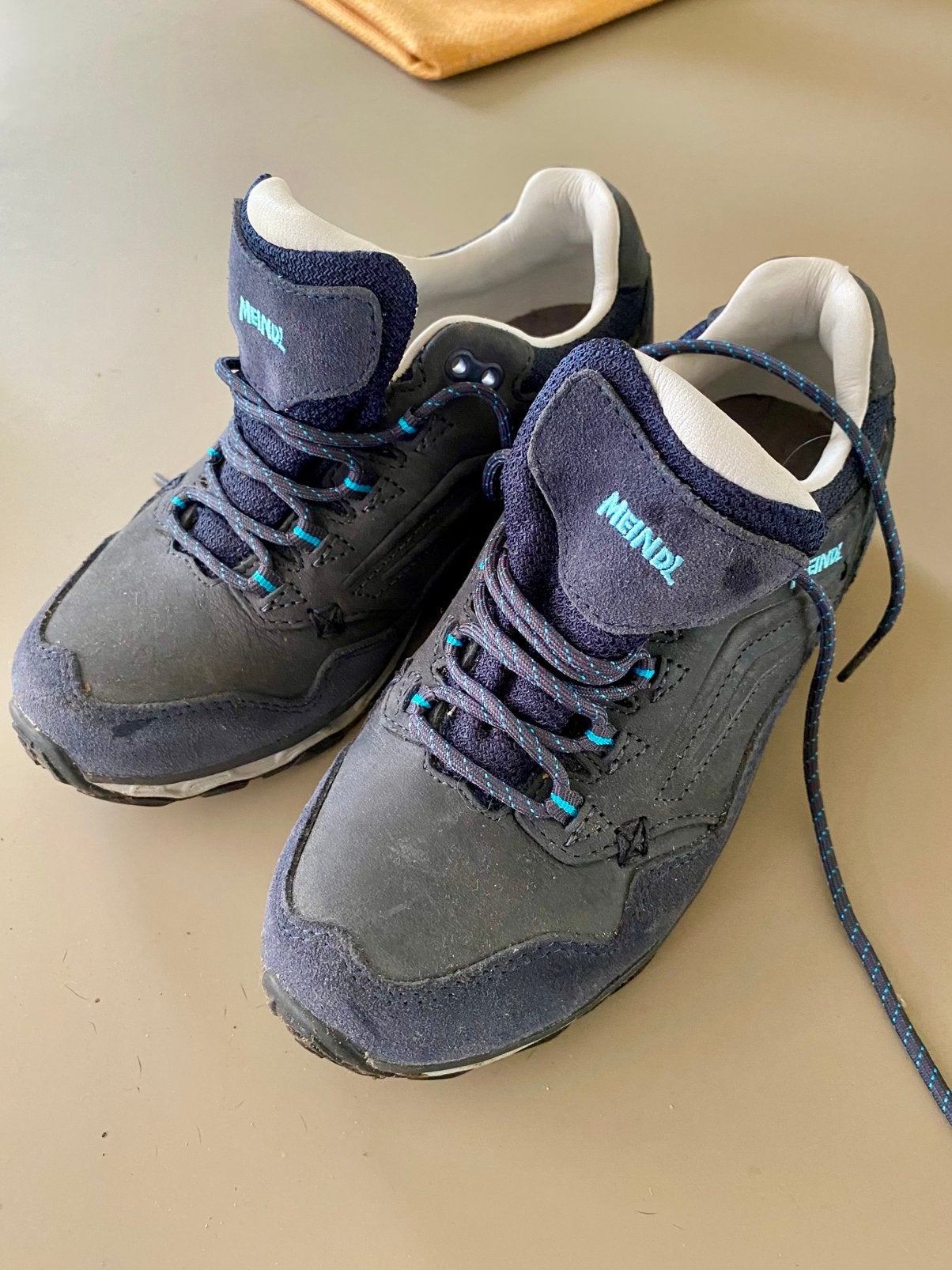 Meindl dames wandelschoenen maat 37.5, Sport en Fitness, Bergsport en Wandelen, Ophalen of Verzenden, Zo goed als nieuw, Schoenen