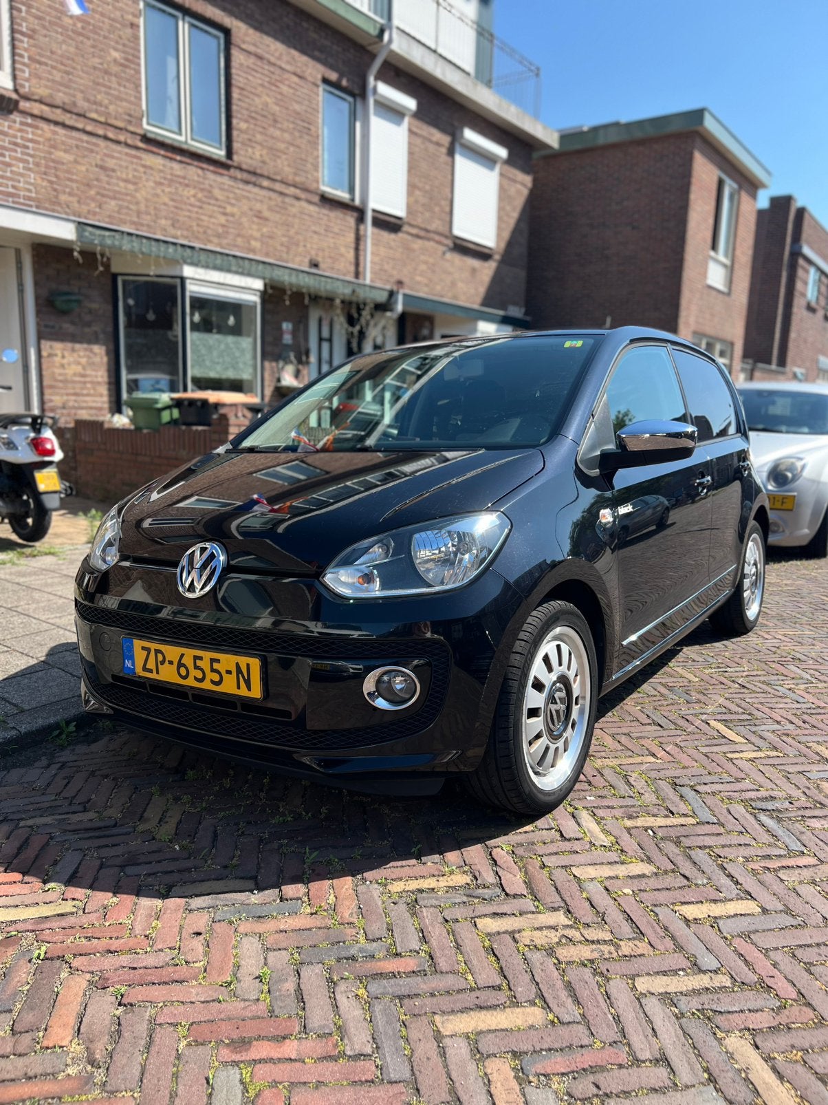 Volkswagen Up! Black Edition | Pano | Cruise | Stoelverwarmi, Auto's, Volkswagen, Particulier, up!, ABS, Adaptive Cruise Control