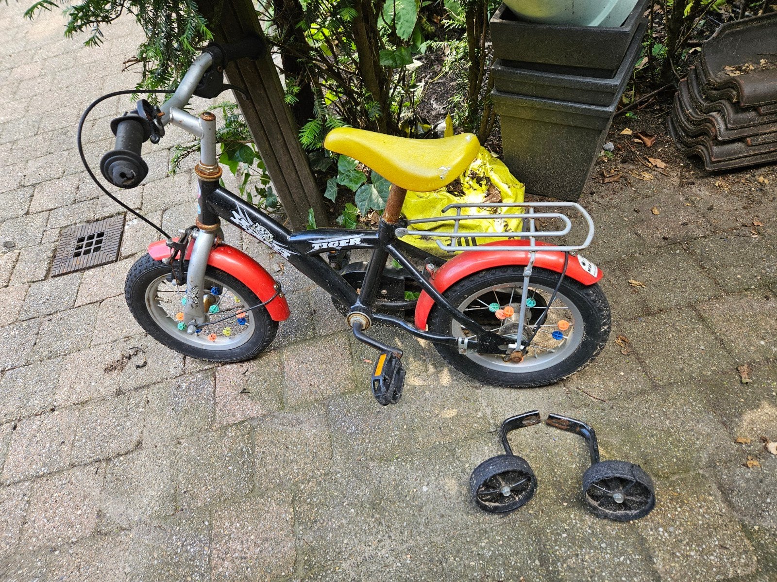 Kinderfietsje gratis ophalen, Ophalen, Gebruikt, Minder dan 16 inch
