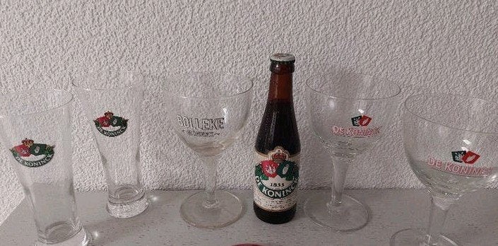 De Koninck bierglazen (0.25l) en 1 vintage flesje, Ophalen of Verzenden, Zo goed als nieuw, Glas of Glazen, De Koninck