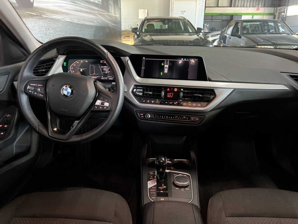 Bmw 1-SERIE 118I BUSINESSEDITION / Automaat / 42323 km / Car, Auto's, 136 pk, Gebruikt, Zwart, Bedrijf