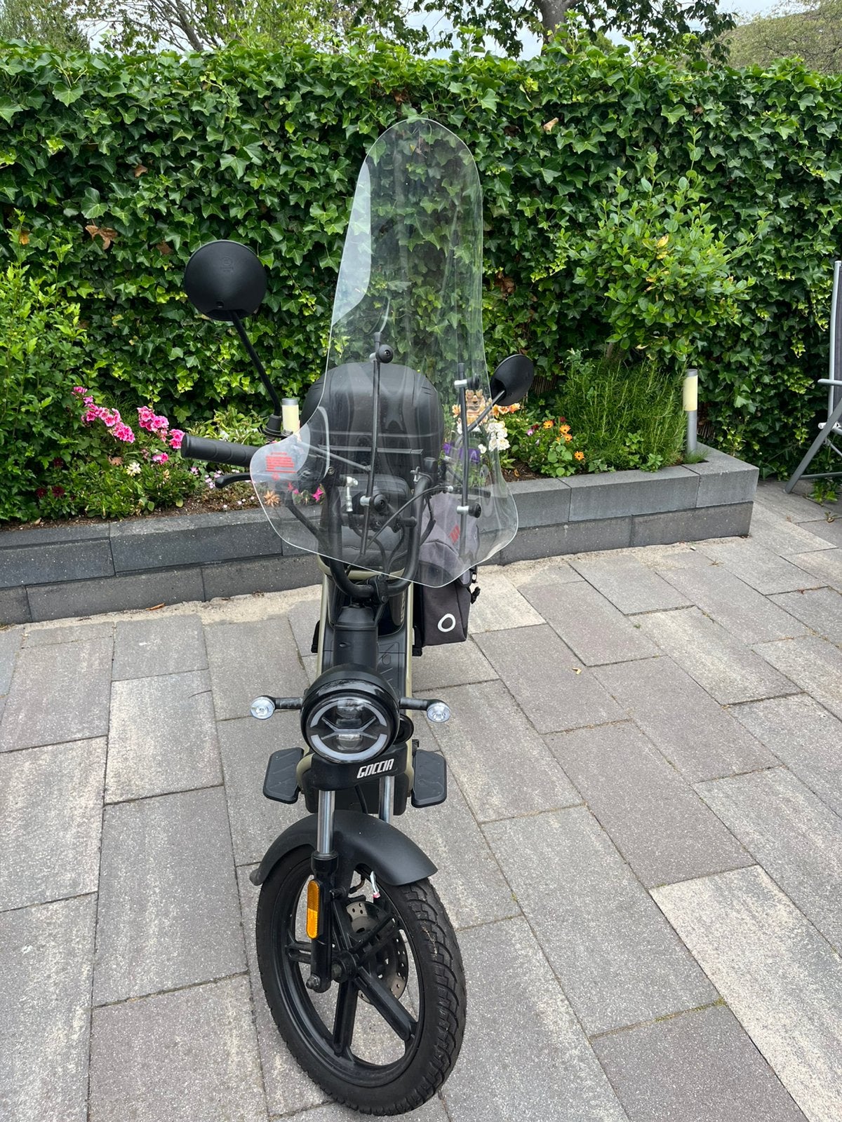 Goccia cocco electrische scooter met topkoffer, Fietsen en Brommers, Snorfietsen en Snorscooters, Ophalen, Zo goed als nieuw