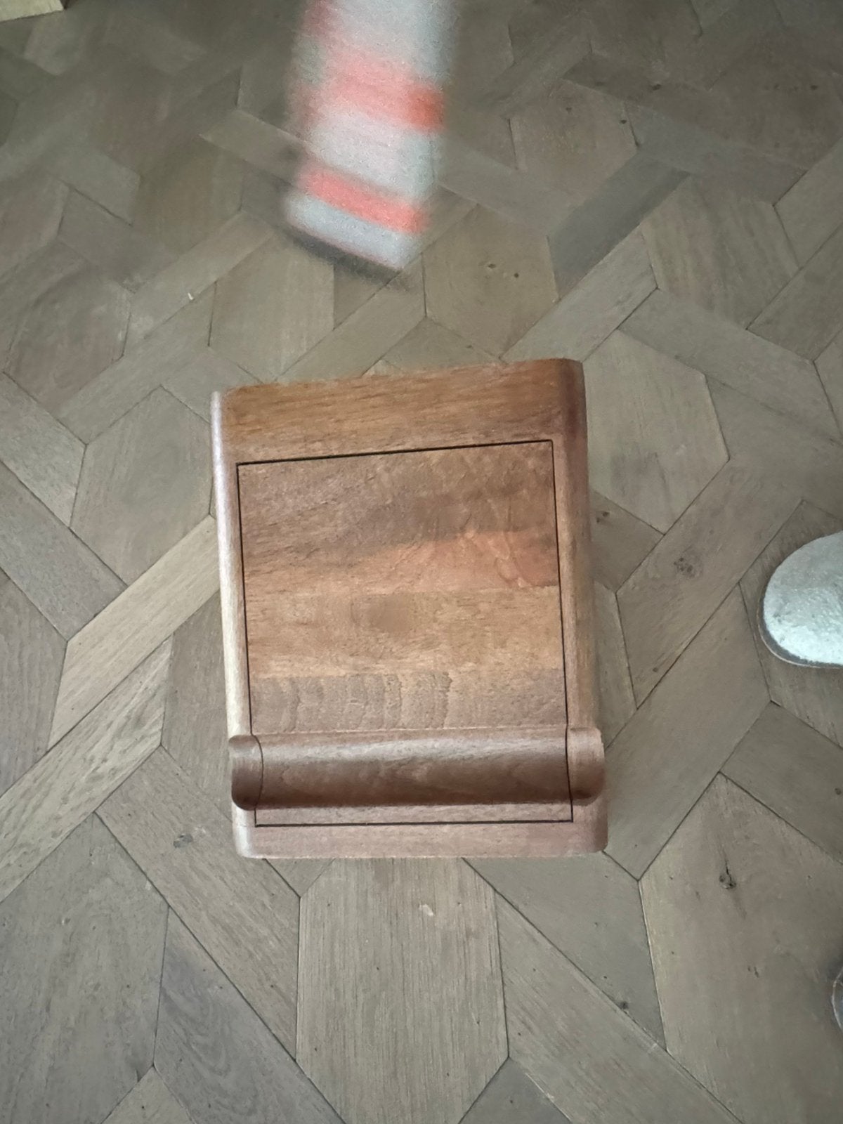 Luxe Muur fietsdrager hout met messing, Ophalen, Zo goed als nieuw