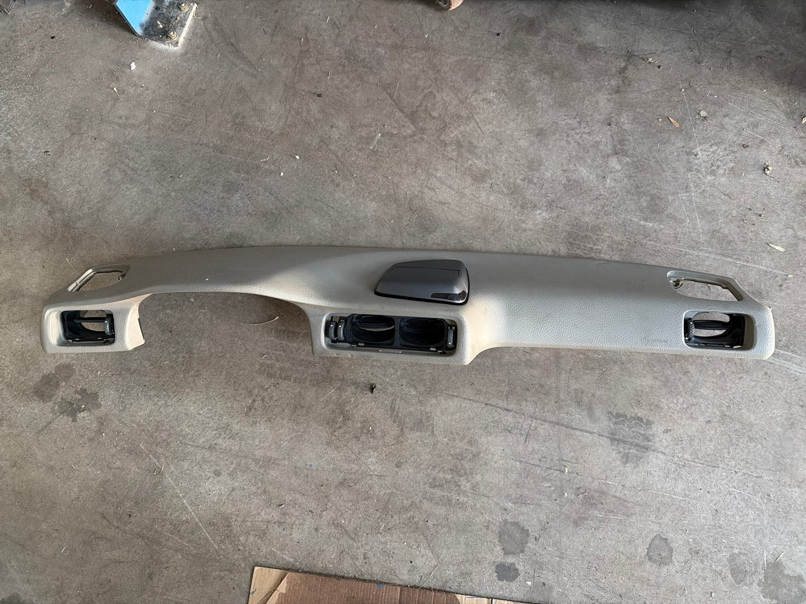 Volvo V70 XC Dashboard Beige met Airbag - Gebruikt, Ophalen, Gebruikt, Volvo