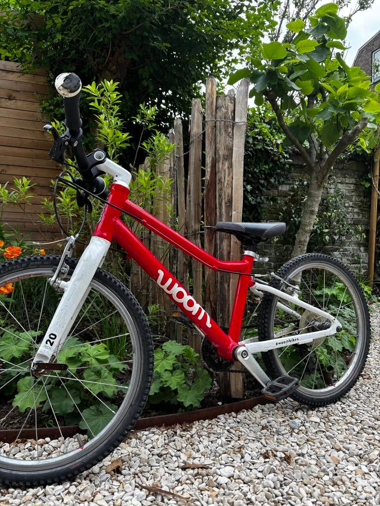 Woom 4 Lichtgewicht Kinderfiets 20 inch, 8 versnellingen, Fietsen en Brommers, Fietsen | Kinderfietsjes, Ophalen, Gebruikt, 20 inch of meer