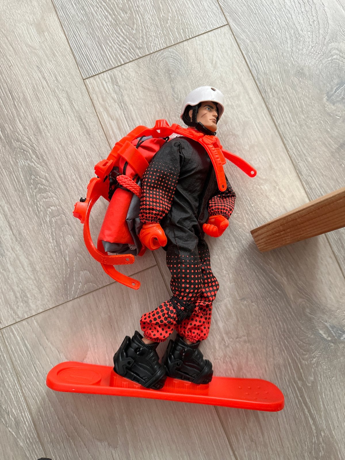 Actiefiguur snowboarder met helm en rugzak, Ophalen, Gebruikt