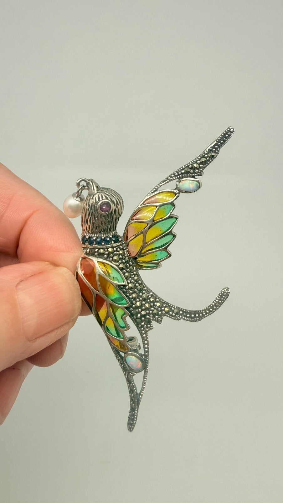 Zilveren broche, tevens hanger van vliegende vogel., Sieraden, Tassen en Uiterlijk, Met edelsteen, Verzenden, Nieuw, Zilver