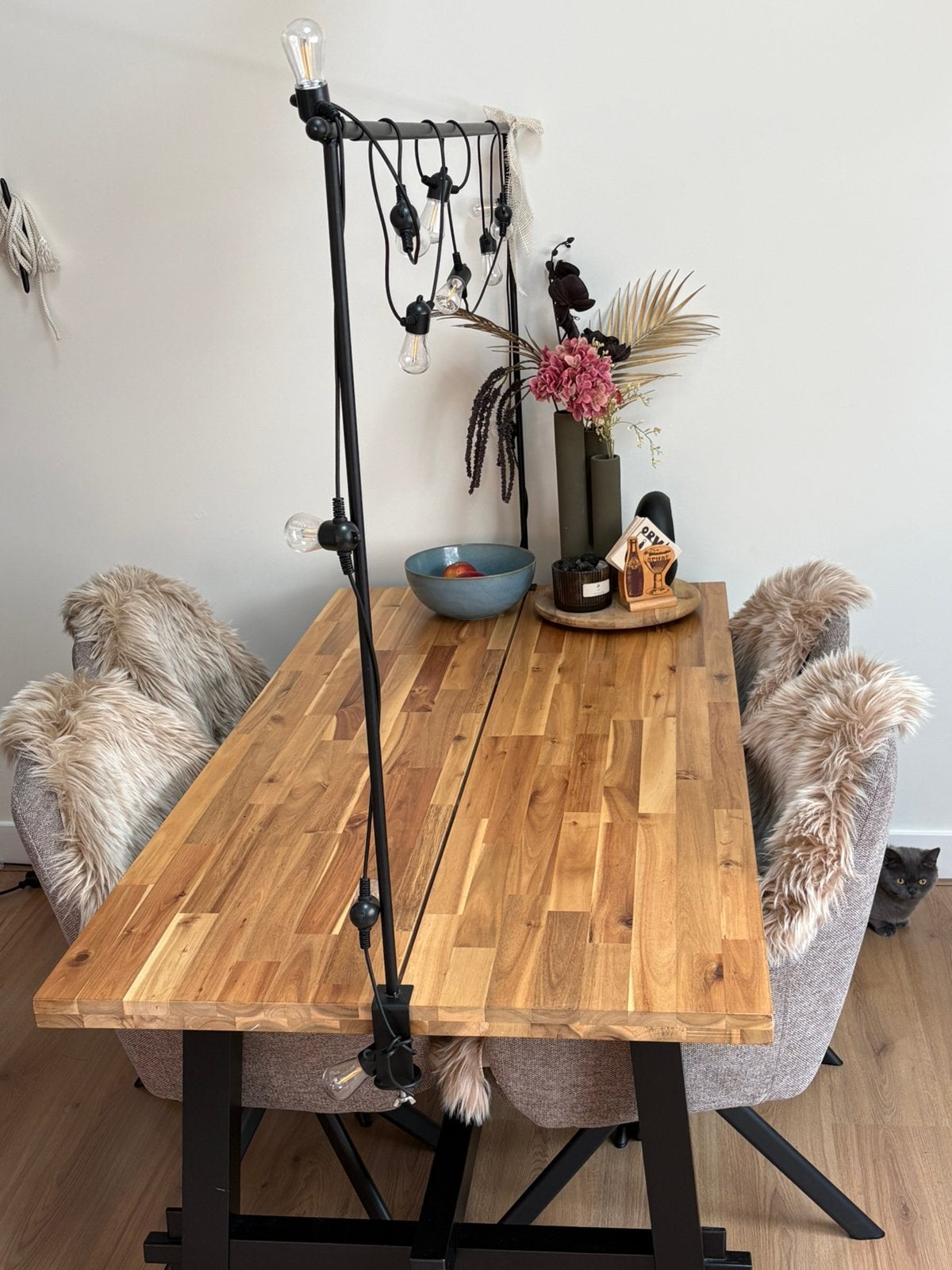 SKOGSTA eet tafel, Ophalen, Gebruikt, Rechthoekig, 150 tot 200 cm