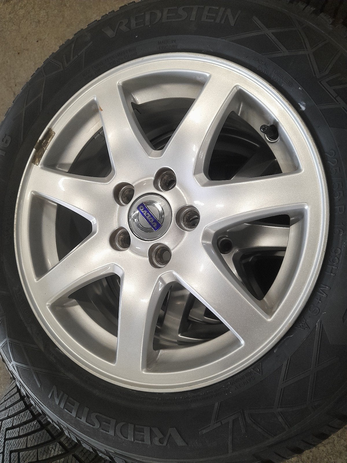 Velgen met NIEUWE winterbanden - Volvo V70, Ophalen, 16 inch, Banden en Velgen, Nieuw