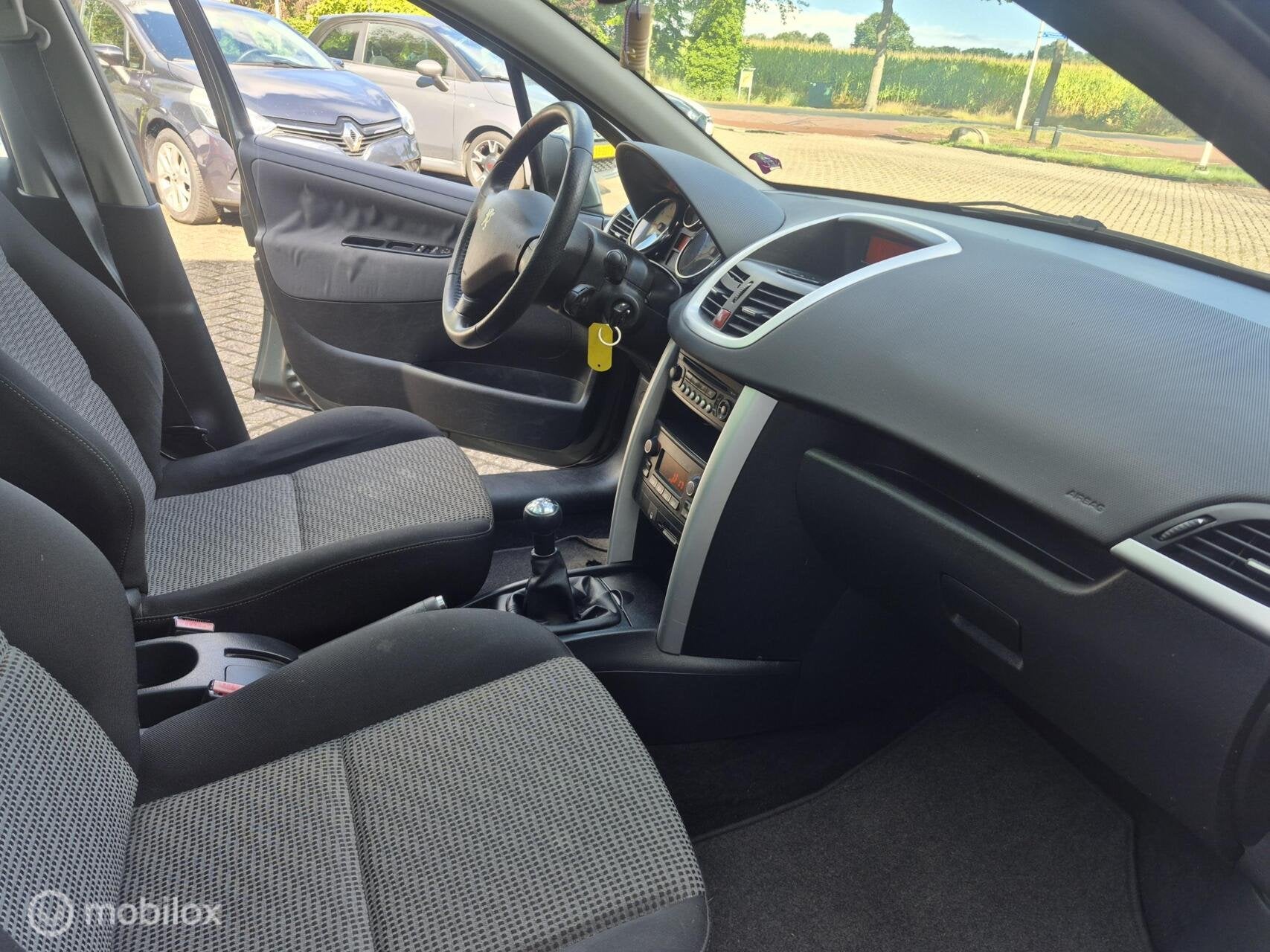 Peugeot 207 SW 1.6 VTi Sportium Clima|Panodak|Cruise!, Voorwielaandrijving, Euro 5, Stof, 4 cilinders