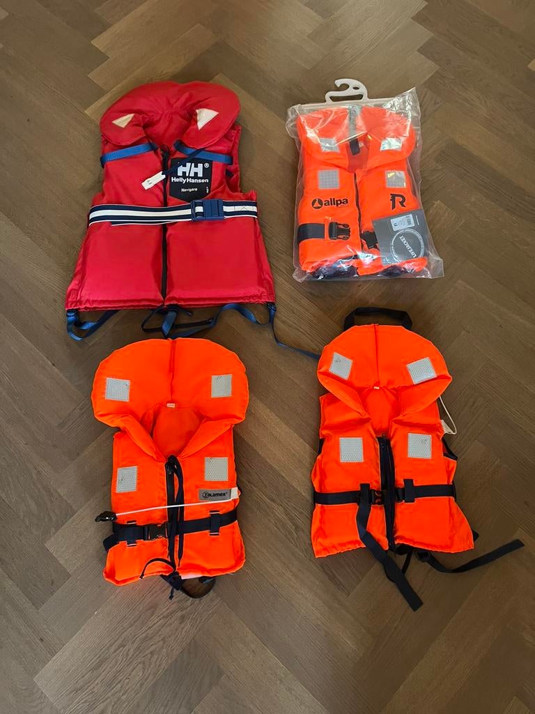 Reddingsvesten, ook afzonderlijk te verkrijgen!, Watersport en Boten, Watersportkleding, Ophalen of Verzenden, Zo goed als nieuw