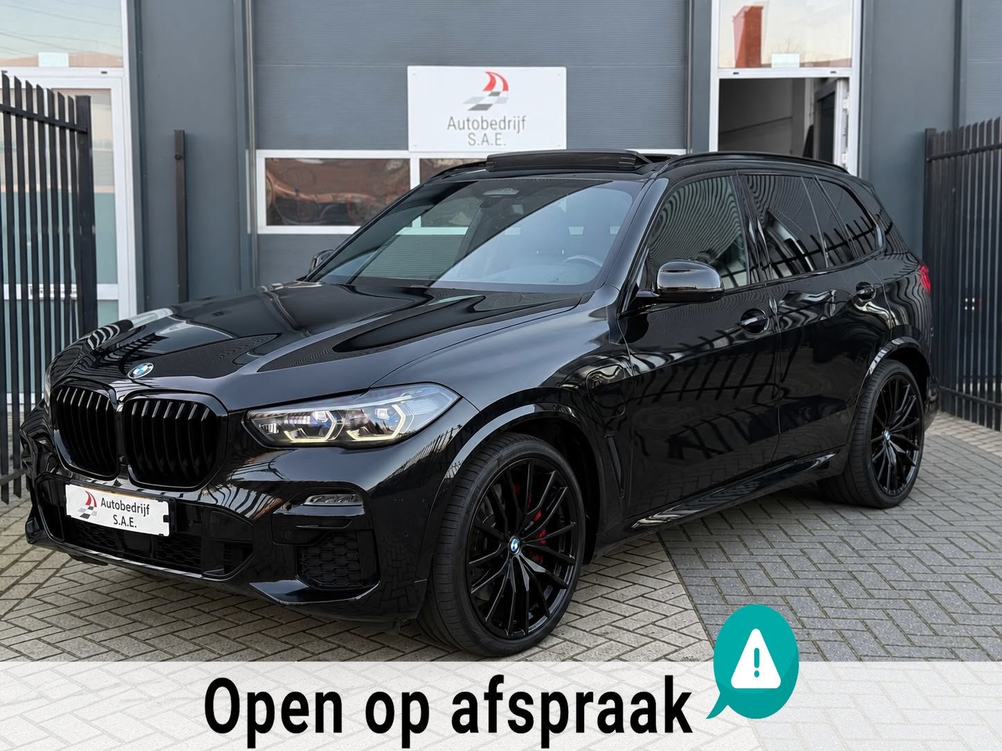 BMW X5 XDrive45e M-Sport PANO HUD BOWERS & WILKENS SOFTCLOSE, Auto's, BMW, Bedrijf, Te koop, X5, 360° camera, 4x4, ABS, Achteruitrijcamera