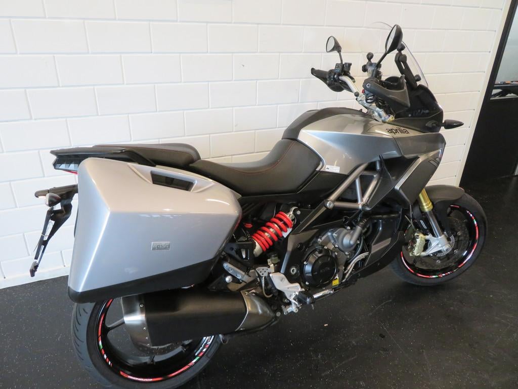 Aprilia CAPONORD 1200 TRAVEL PACK HVV PERF. (bj 2013), Bedrijf, Toermotor