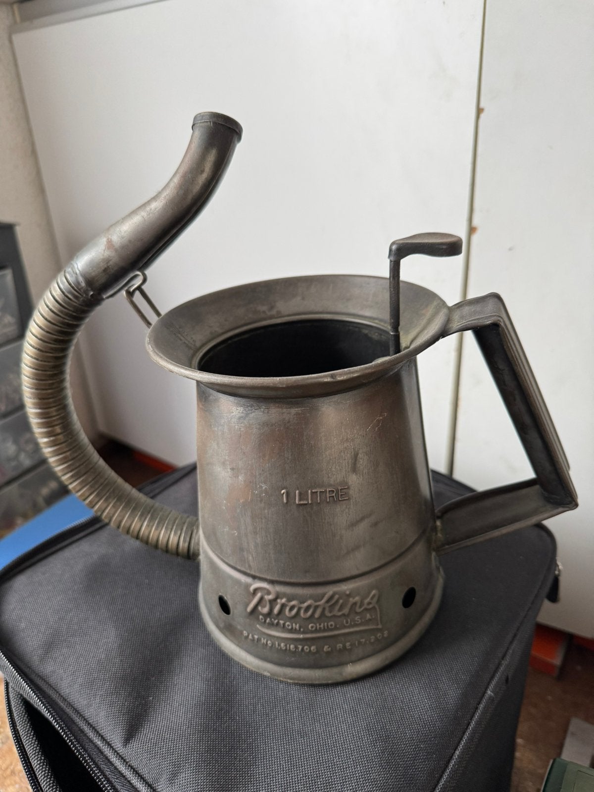 “Originele Brooks Dayton Ohio 1 Litre oliekan.”, Antiek en Kunst, Ophalen of Verzenden