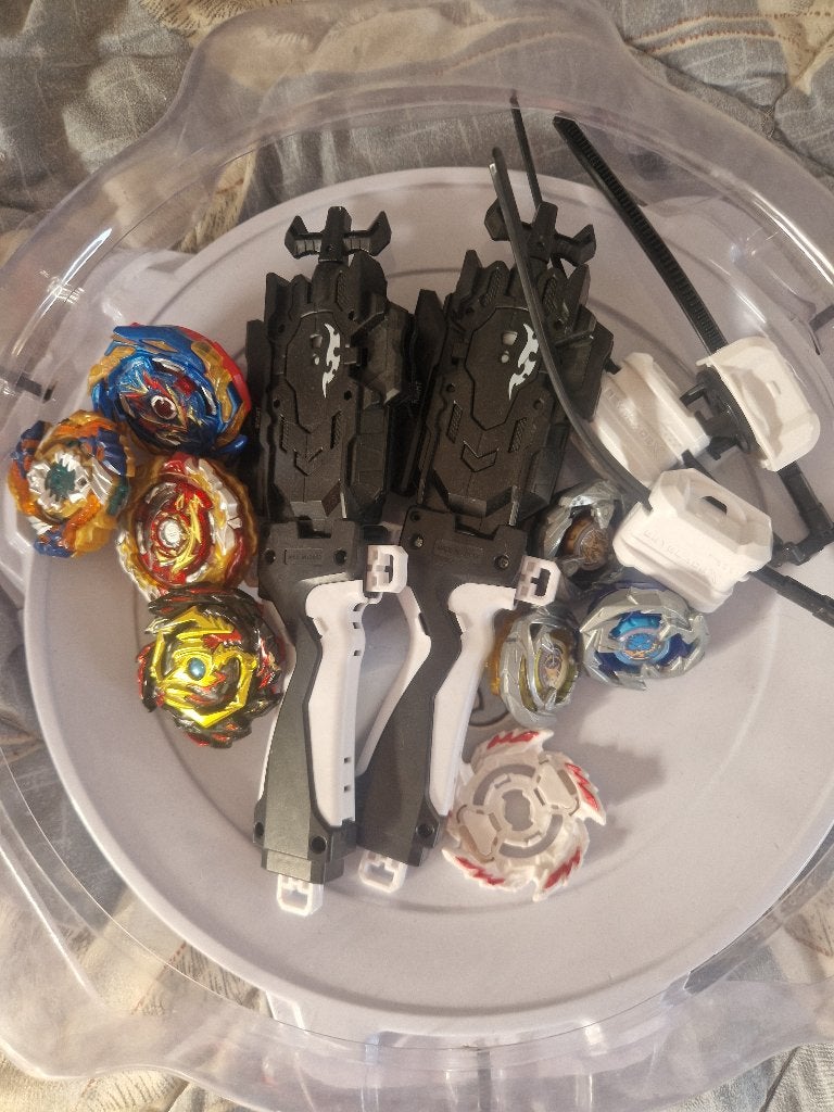 Beyblades, Een of twee spelers, Ophalen, Zo goed als nieuw, Hasbro