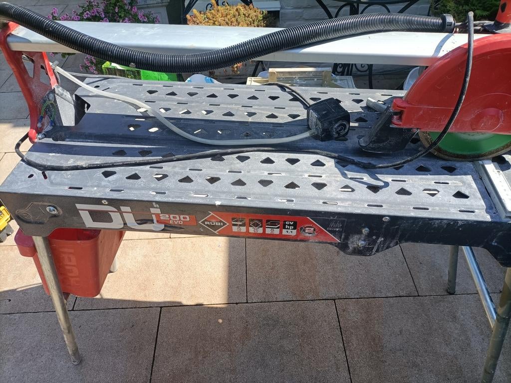 Rubi DU-200 EVO Tegelzaagmachine, Ophalen of Verzenden, Gebruikt, 600 tot 1200 watt, Overige typen