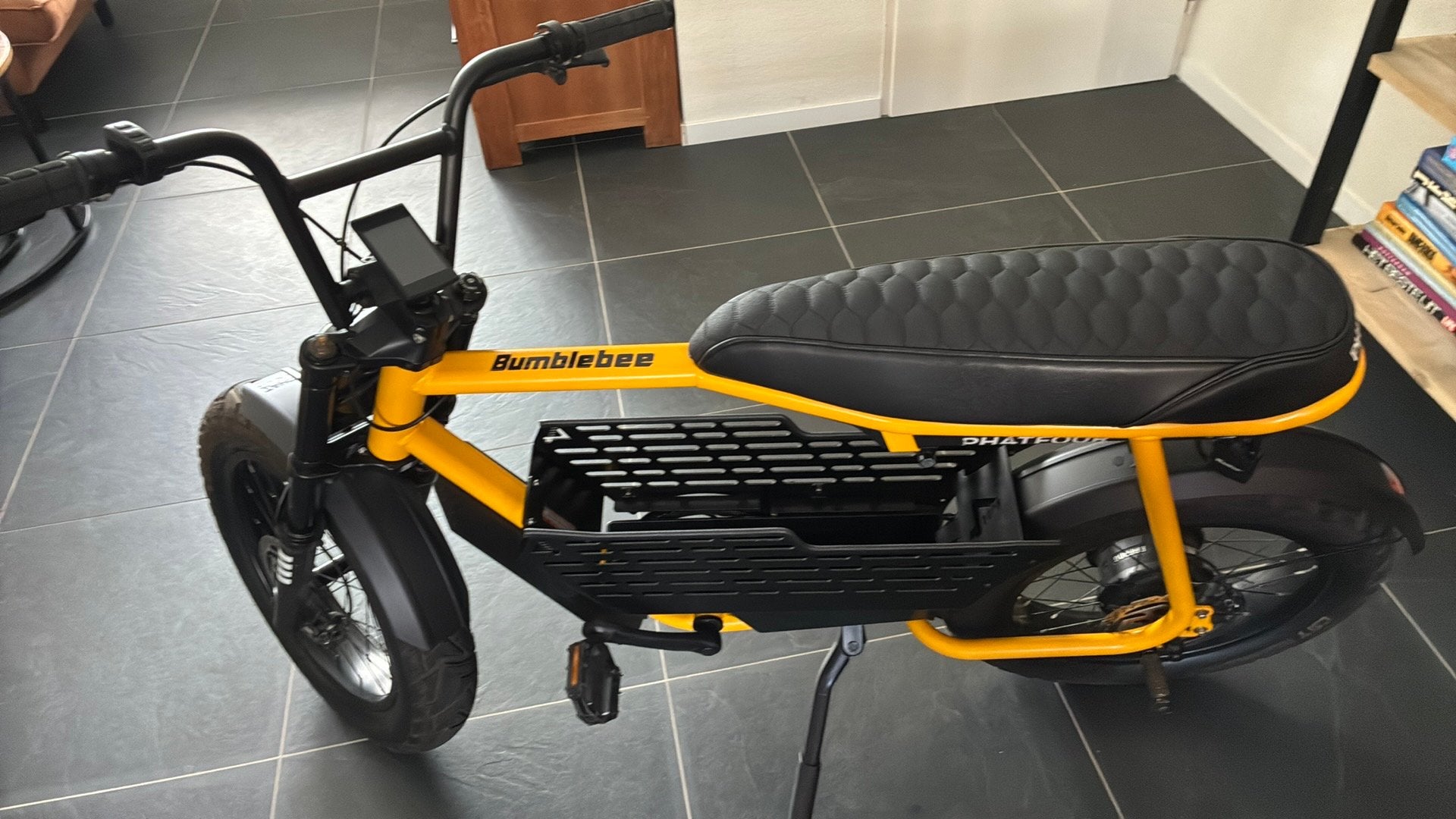 Phatfour FLX 750  “Bumblebee”, 59 cm of meer, Ophalen, Zo goed als nieuw, Overige merken