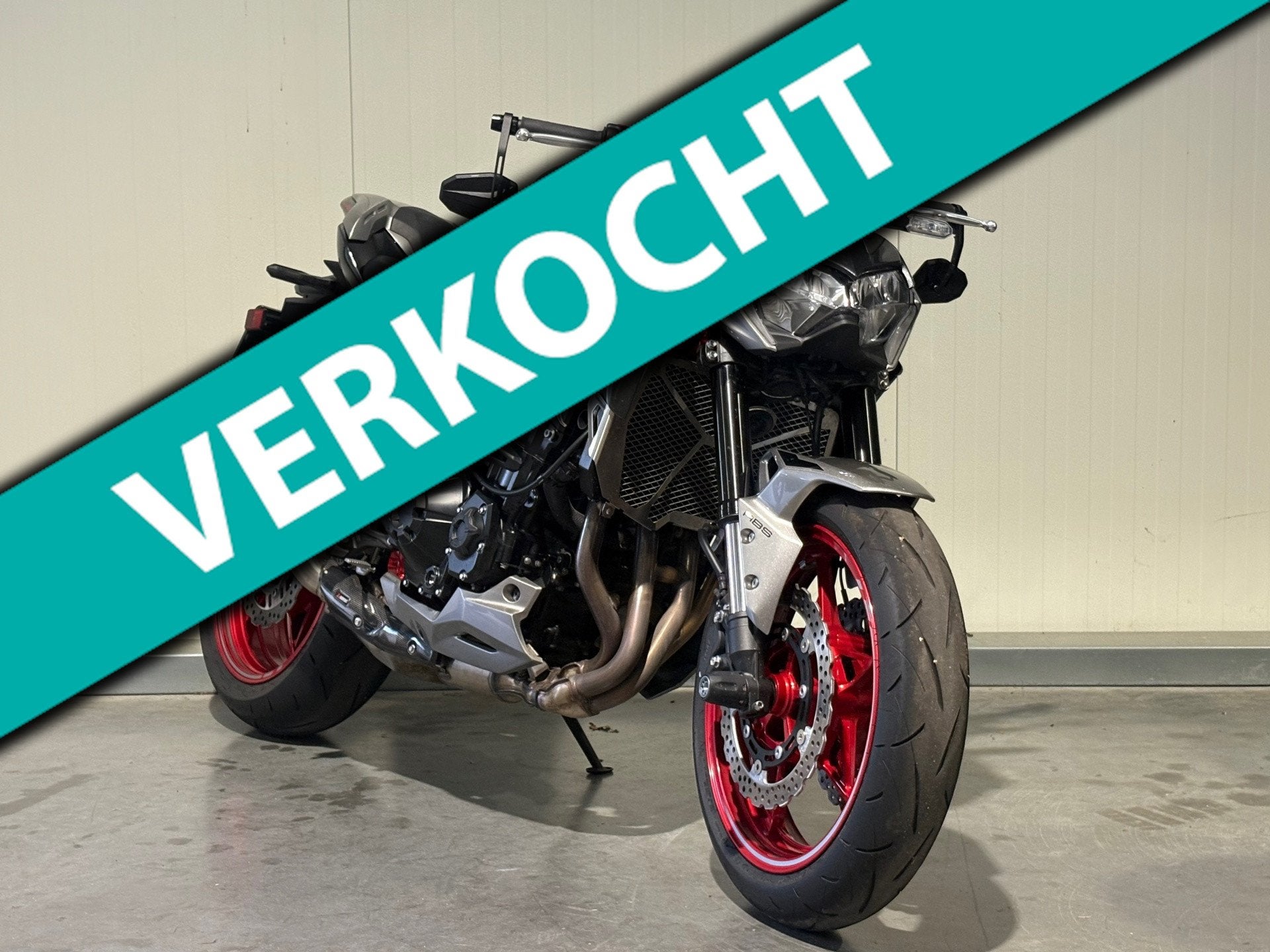 Kawasaki Z900 Performance | Akrapovic | 03-2028 garantie, Motoren, Info@kawasaki.eu, Jacobus Spijkerdreef 3
2132 PZ  Hoofddorp, NL