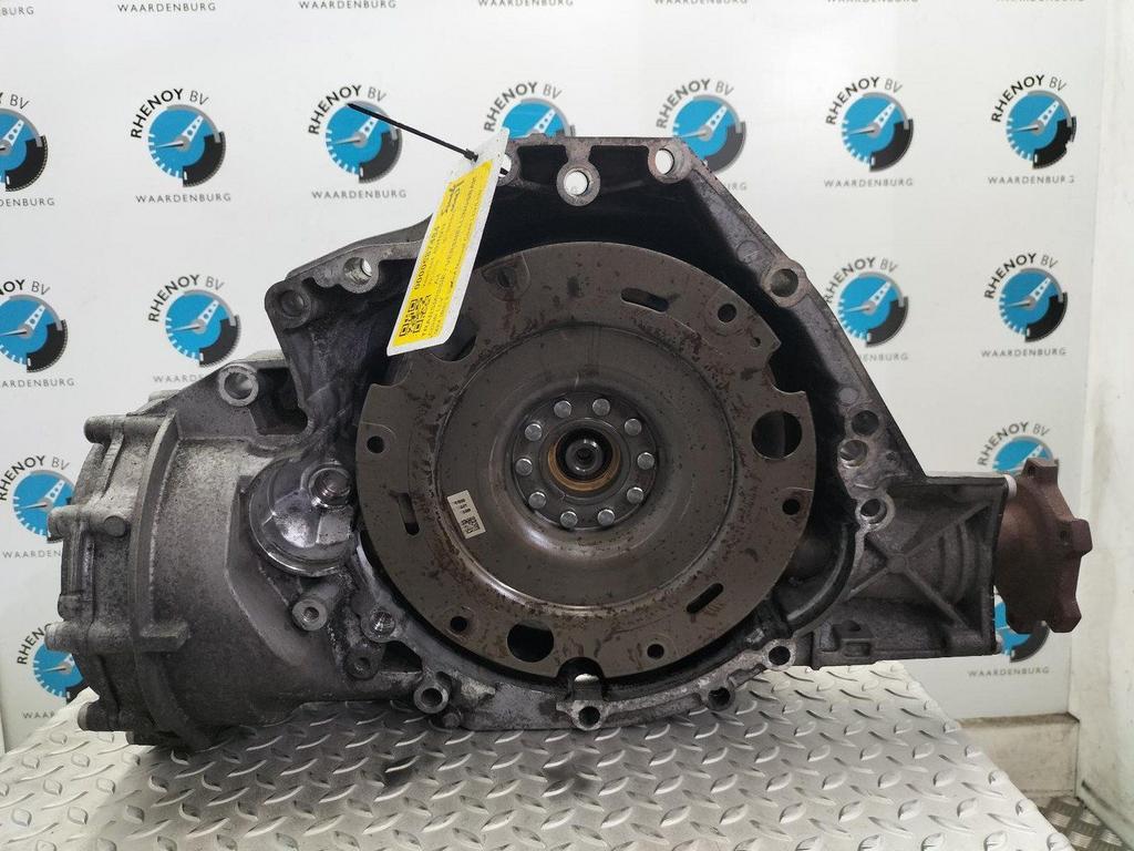 AUDI A4 TFSI TRANSMISSIE / VERSNELLINGSBAK 2010, Ophalen of Verzenden, Gebruikt, Stiba lid